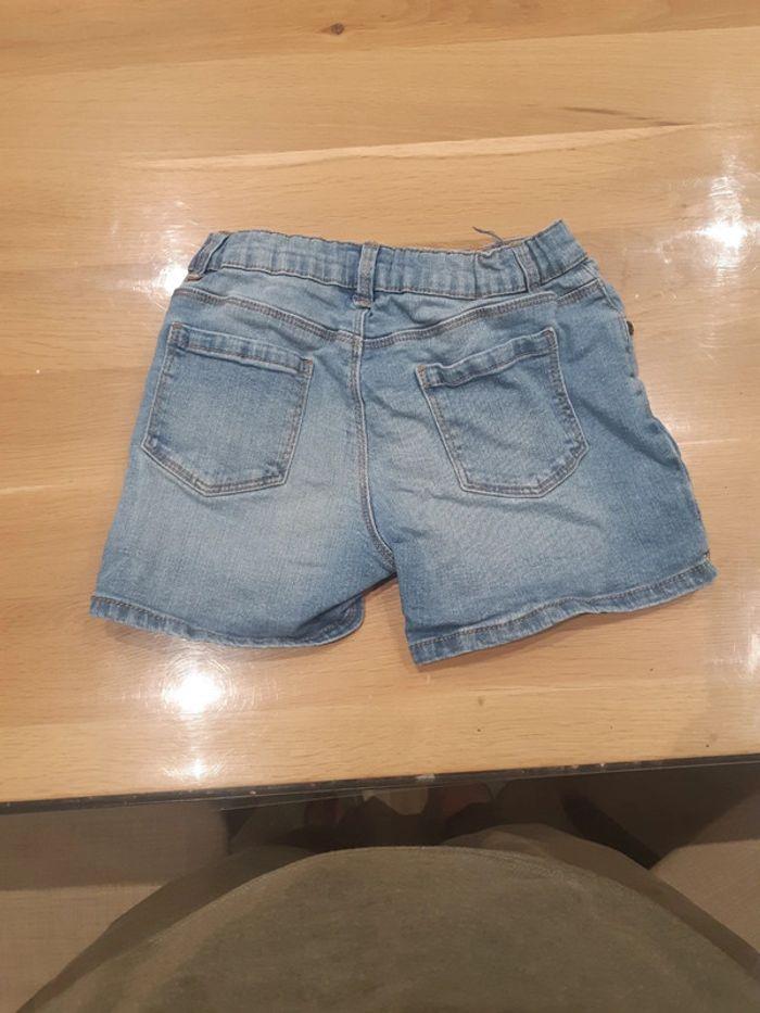 Short en jeans taille 10ans - photo numéro 4