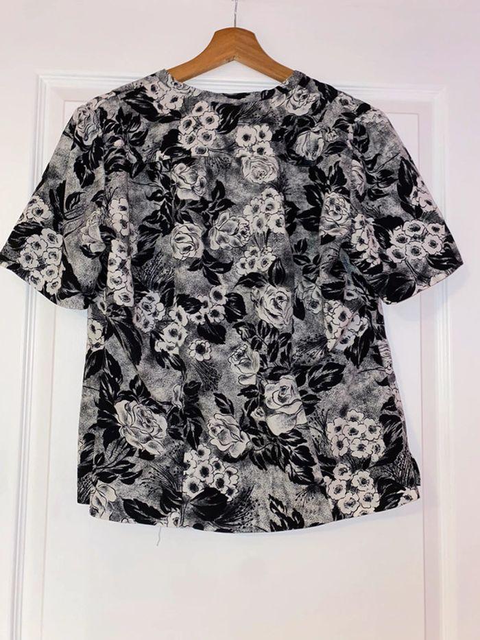 Blouse vintage à fleurs - taille S/M - photo numéro 2