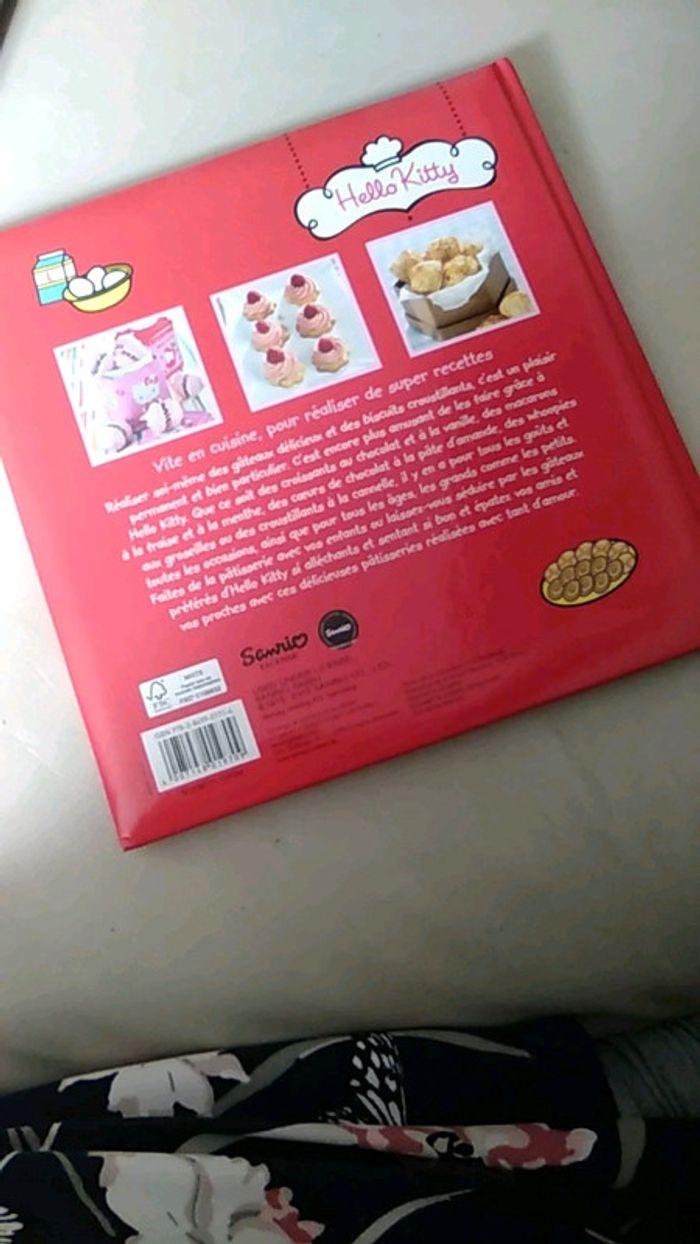 Livre de cuisine Hello Kitty - photo numéro 2