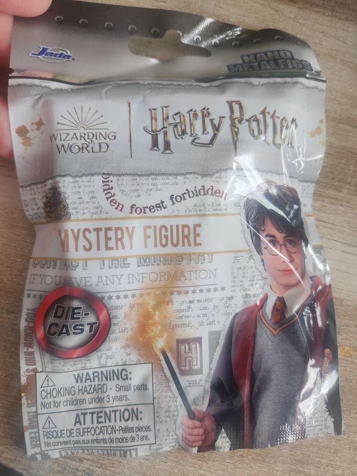 Figurine mystère harry potter il ya 2 paquet - photo numéro 2