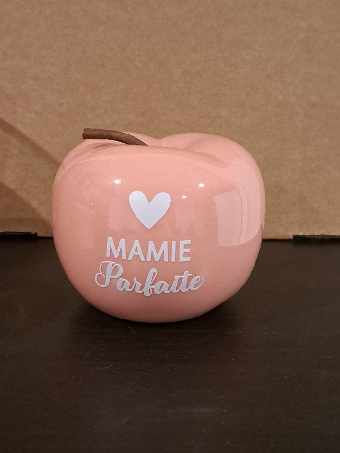 Petite pomme rose mamie