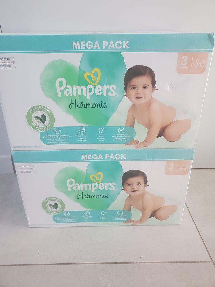 Lot de 2 cartons de couches PAMPERS harmonie taille 3 - photo numéro 1