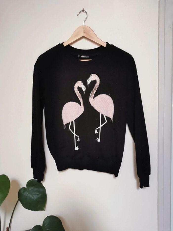 Sweat Shein noir imprimé 🦩 flamant rose relief XS ou 14-16 ans - photo numéro 2