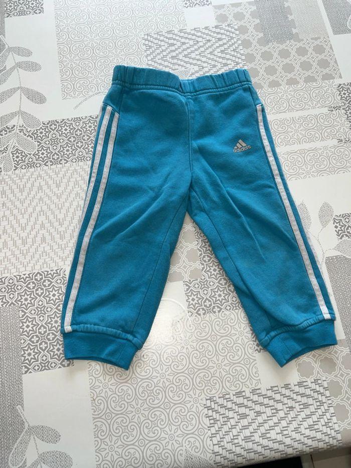 Jogging taille 9-12 m - photo numéro 1