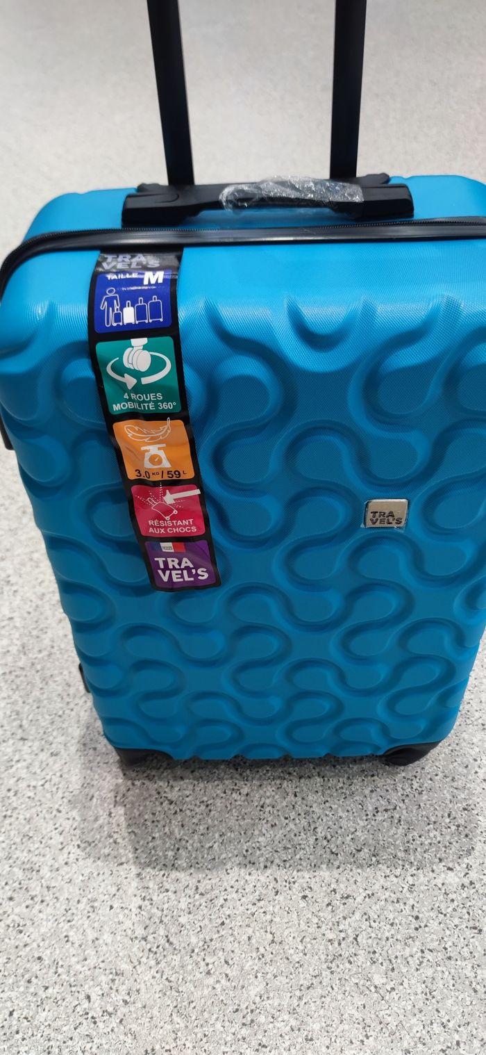 Valise taille M Neuve Anti-Choc bleu - photo numéro 3