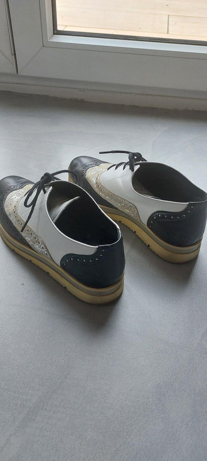 Vends chaussures derbie - photo numéro 3