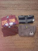 Lot de 4 pulls/ 1 pull en laine et 3 sweat-shirt à capuche