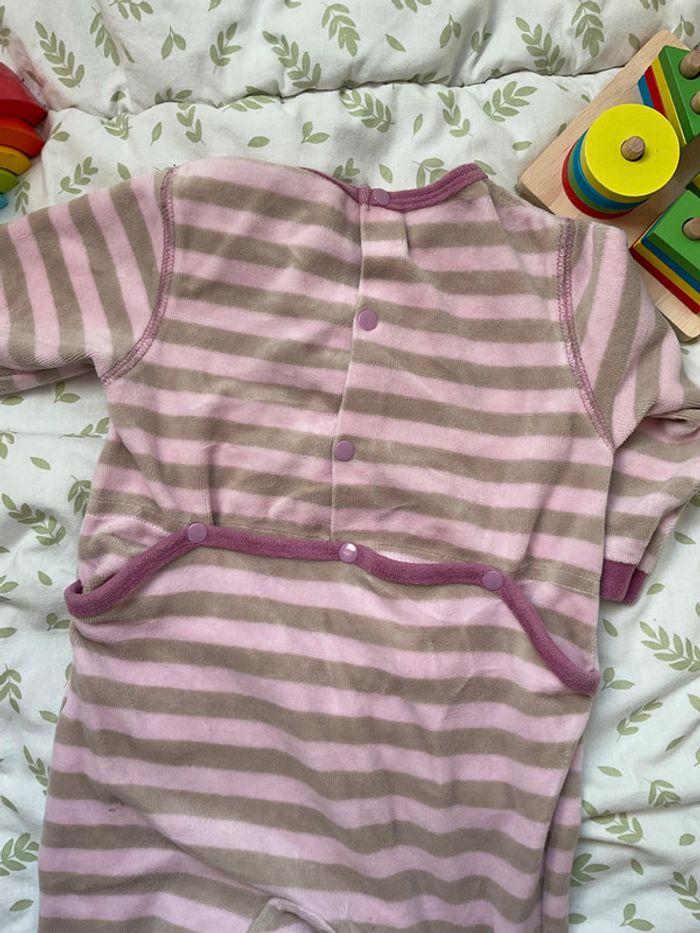 pyjama grenouillère en velours mauve et gris 12 mois u tout petits - photo numéro 7