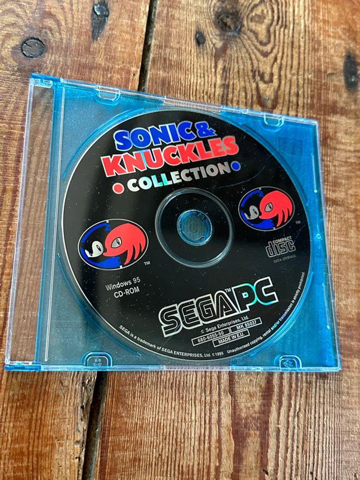 Jeu vidéo PC ordinateur vintage Sega Sonic et Knuckles collection Cd rom windows 95 - photo numéro 1