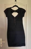 Robe noir taille M / L