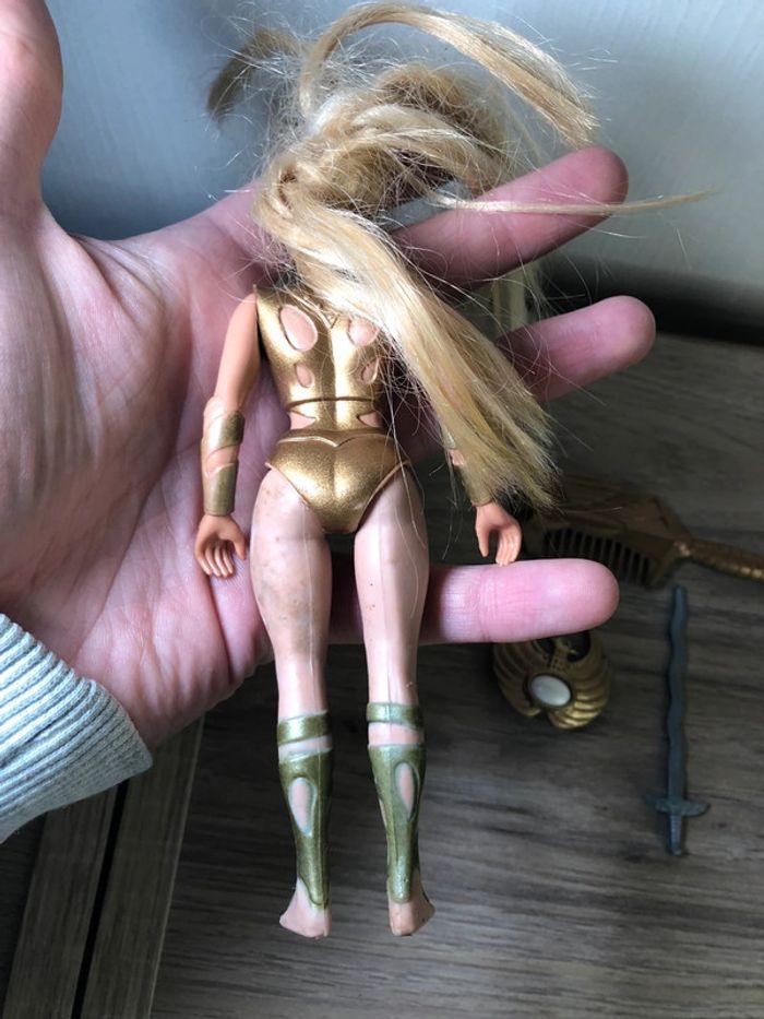 Figurine golden girl galoob action figure vintage she ra motu proncess power - photo numéro 2