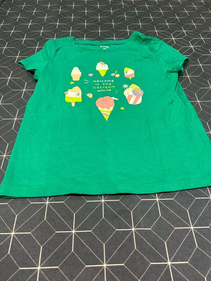 Teeshirt manches courtes vert motif glaces 6 ans - photo numéro 1