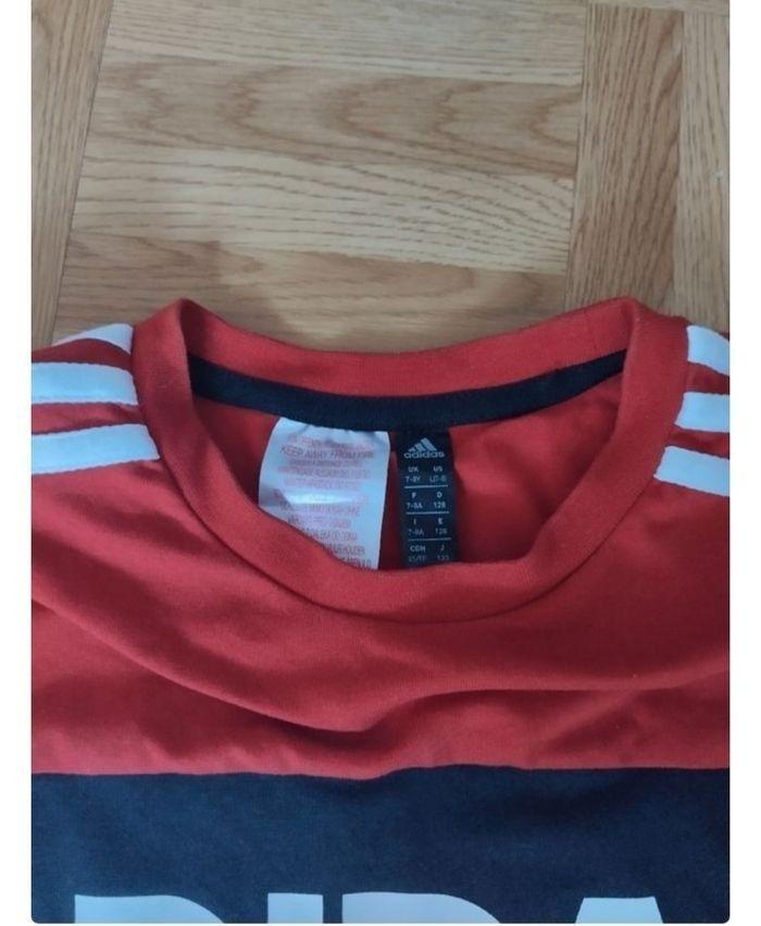 T-shirt adidas taille 7-8 ans très bon état - photo numéro 2