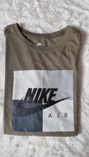 T shirt Nike Air vert kaki