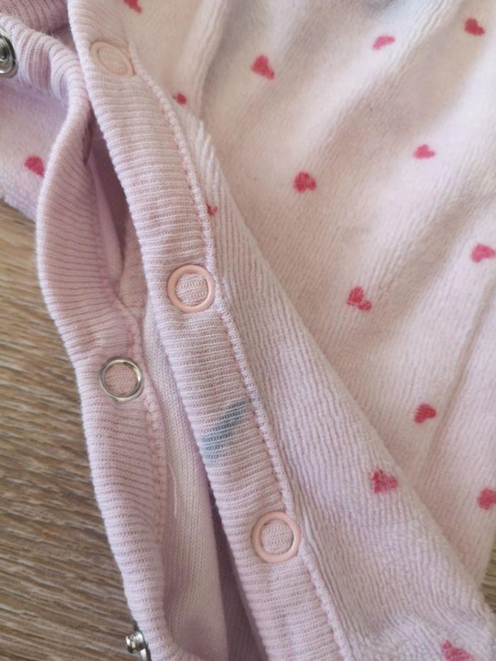 Pyjama velour Bébé 1 mois rose cœurs - photo numéro 7