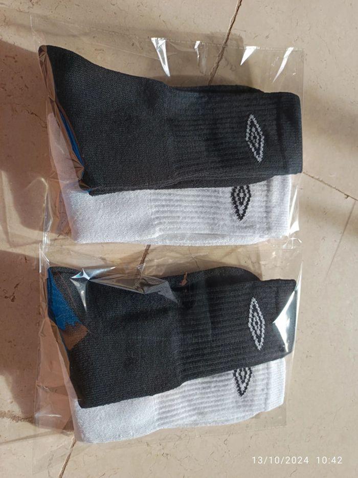 🚨Pack/lot/siet 4 paires de chaussettes Umbro Sport 39-42 neuf/pares de meias umbro sport novas - photo numéro 2