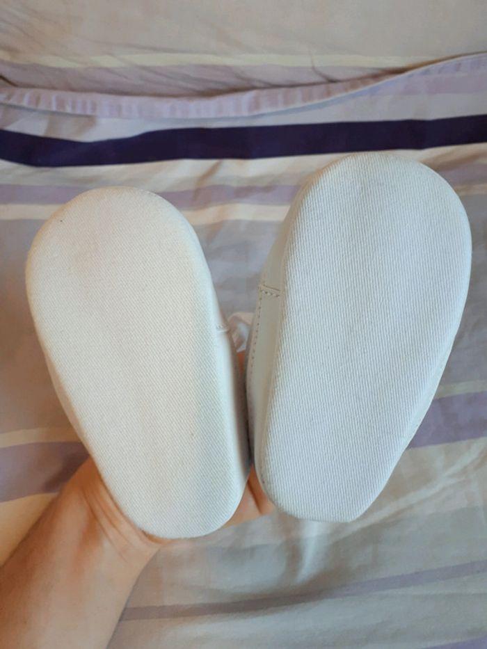 Chaussons bébé blancs en toile 19/20 - photo numéro 7