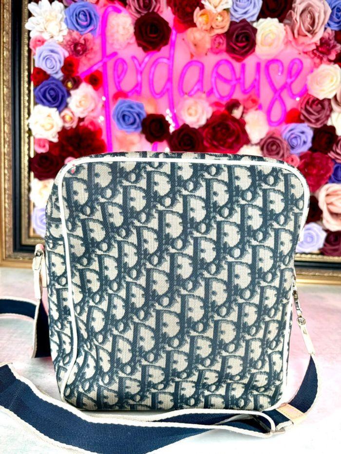 Sac Dior Girly tissu logo bleu - photo numéro 4