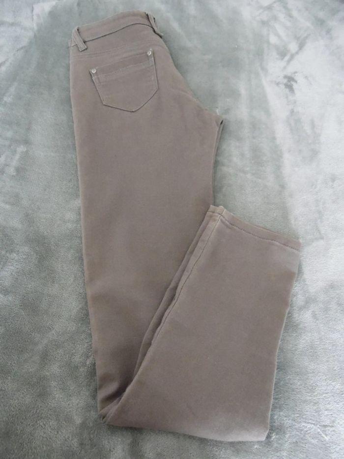 Beau pantalon, couleur marron, taille 38. - photo numéro 8