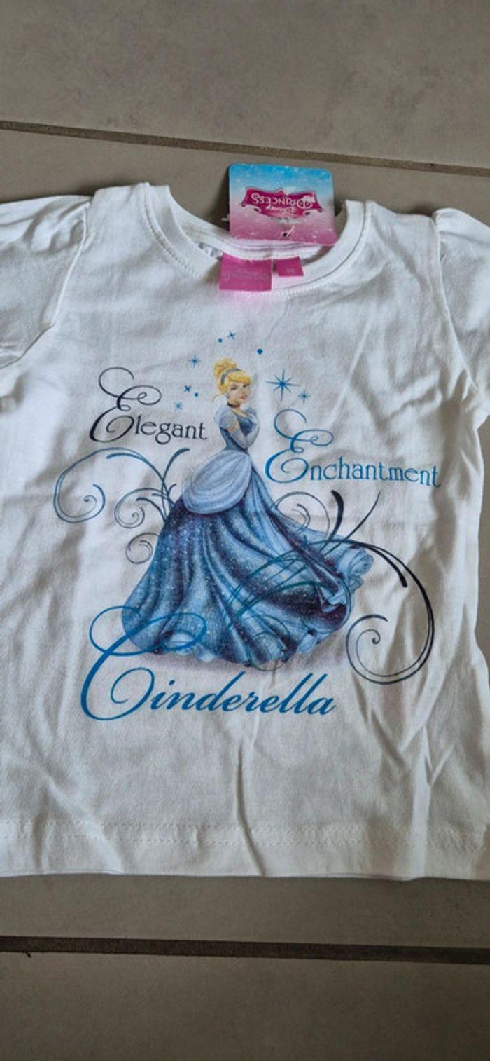 Tee-shirt disney princess - photo numéro 2