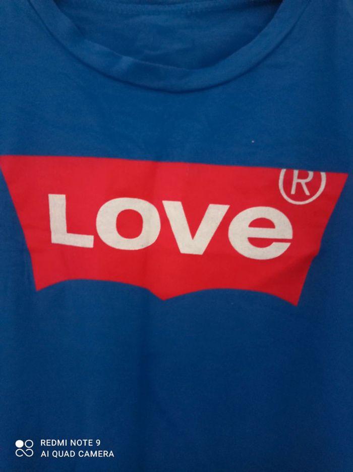 Tee-shirt  love - photo numéro 2