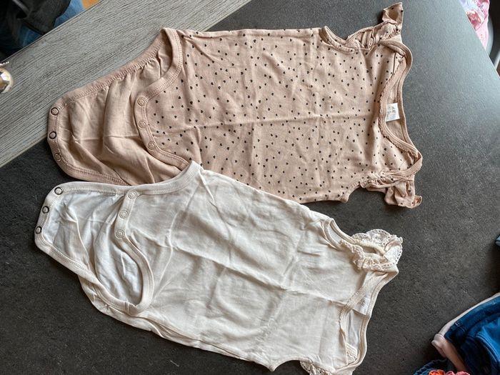 Lot 2 bodies H&M