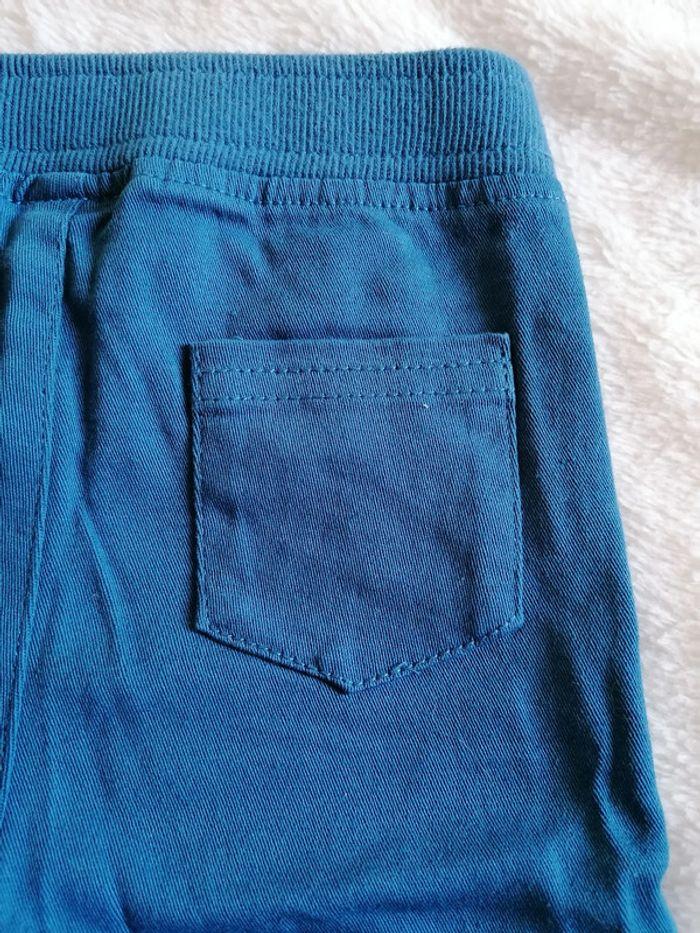 Pantalon jean. Taille élastique. bleu. 12 mois. - photo numéro 5