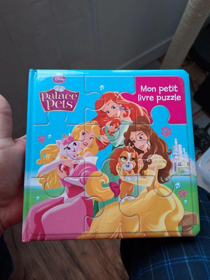 Disney mon petit livre puzzle complet et très bon état - photo numéro 1