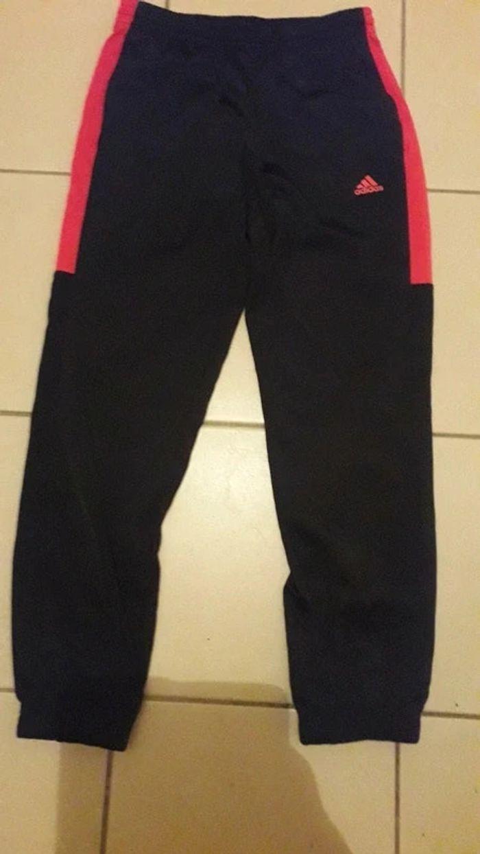 Pantalon jogging Adidas NEUF - photo numéro 1