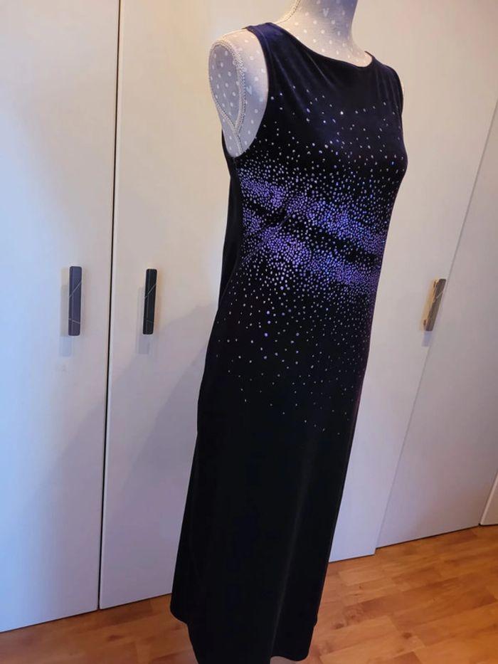 Robe velours violette strass casi neuve - photo numéro 2