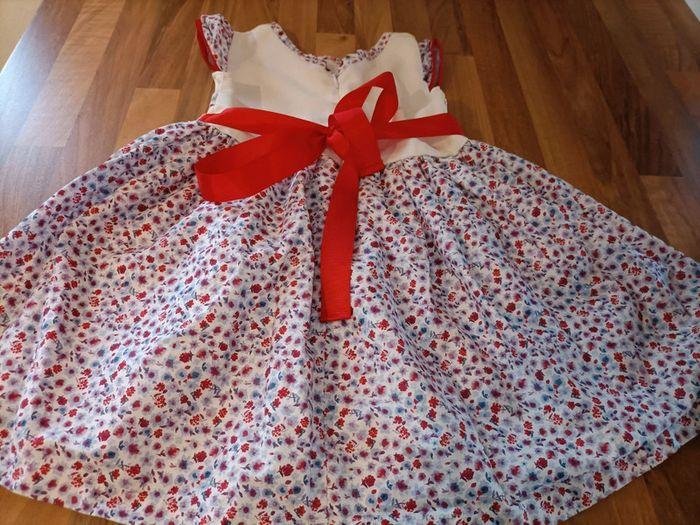 Robe de fête fleurie 3 ans - photo numéro 4