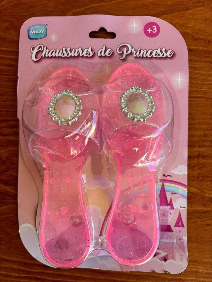 Sandales escarpins de princesse - photo numéro 2