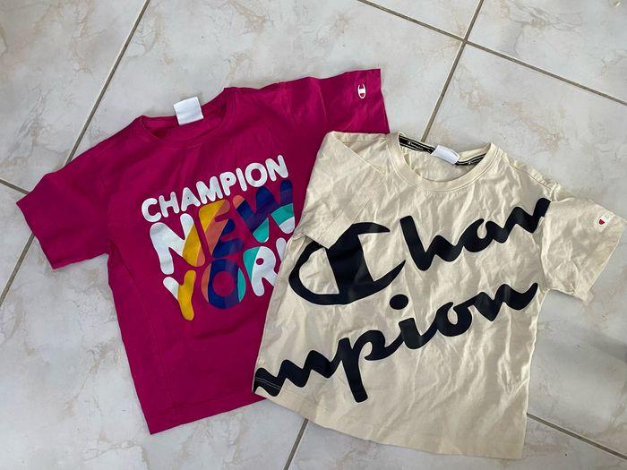 Lot T-shirt Champion t7/8 ans - photo numéro 1