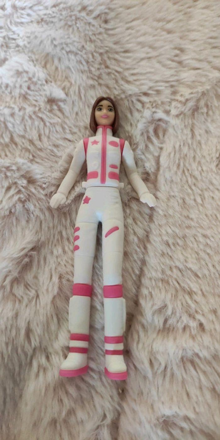 Barbie Astronaute Kinder surprise Pâques - photo numéro 4