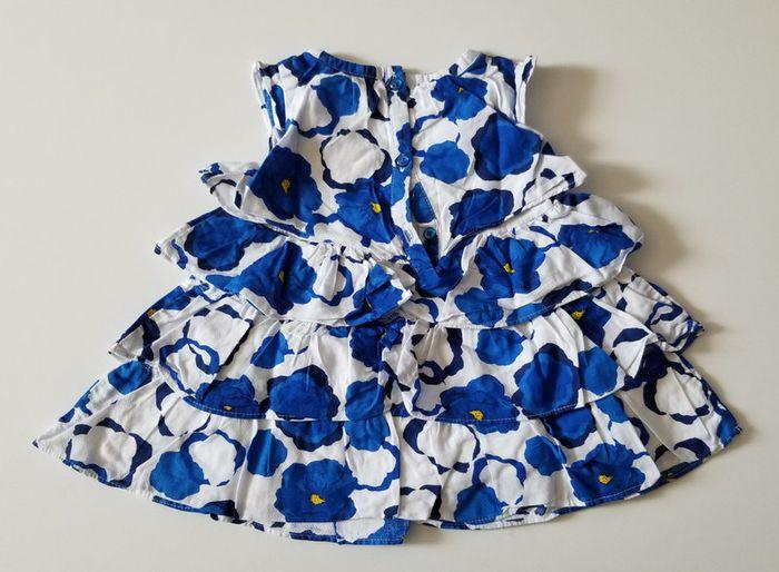 Robe été blanche et fleurs bleues - photo numéro 3