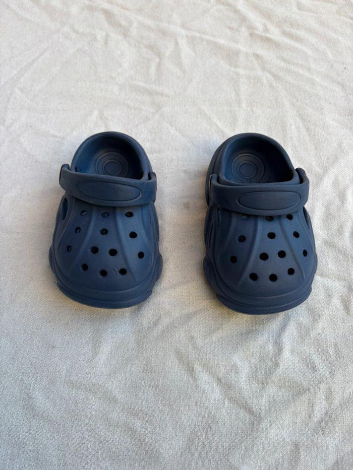 Sandale type crocs - photo numéro 1