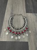 Collier plastron