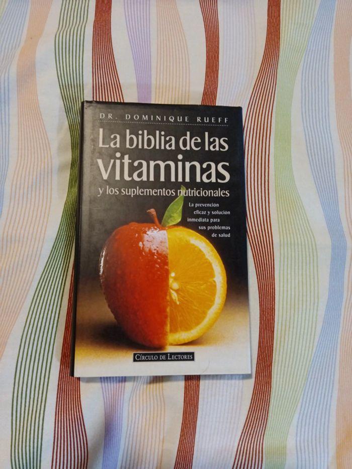 libr0 "La bíblia de las vitaminas y los suplementos nutricionales". - photo numéro 1