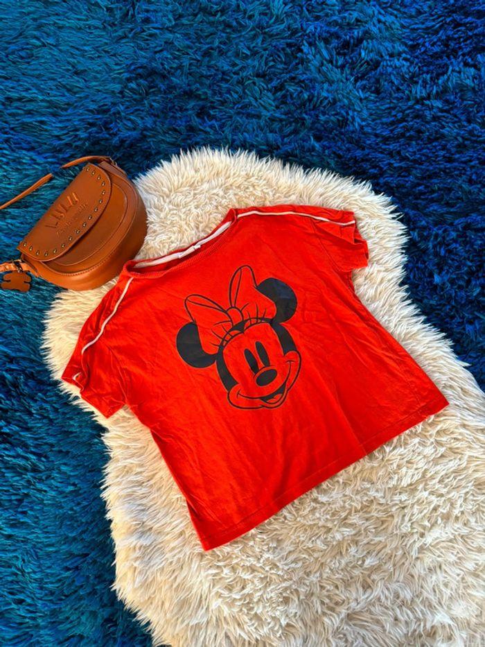 Joli top court Disney taille 10 ans - photo numéro 1