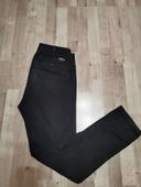 Pantalon superdry taille 42