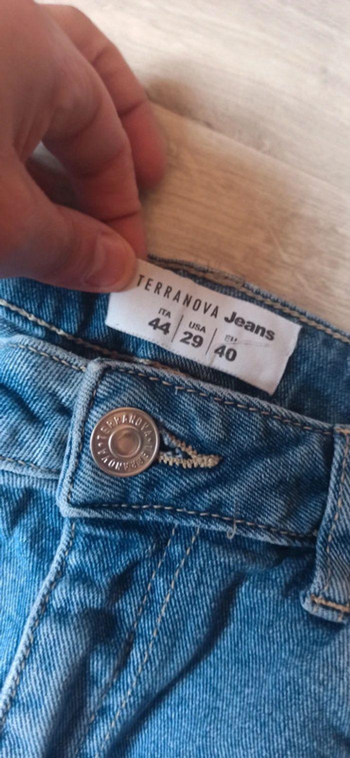 Jeans cargo taille haute et pattes d'éléphant - photo numéro 4