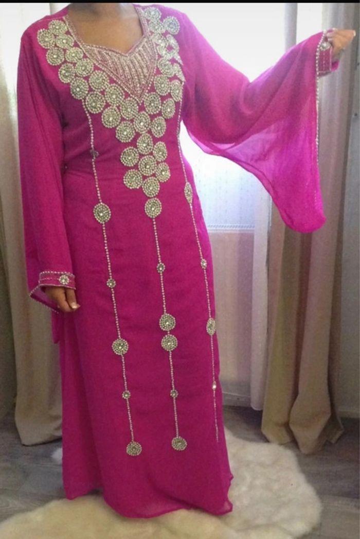 Robe de dubaï fushia neuve - photo numéro 1