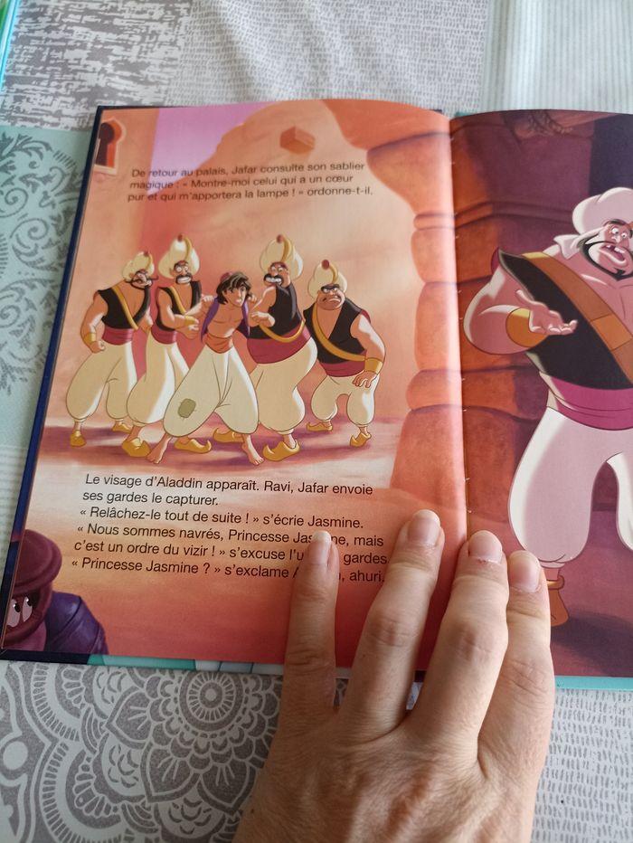 Livre Disney Aladdin - photo numéro 2