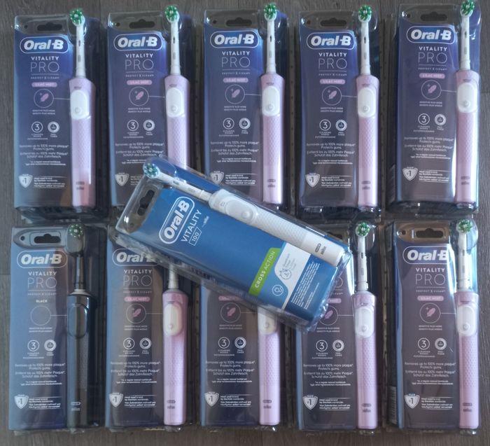 Lot oral b 11 pièces