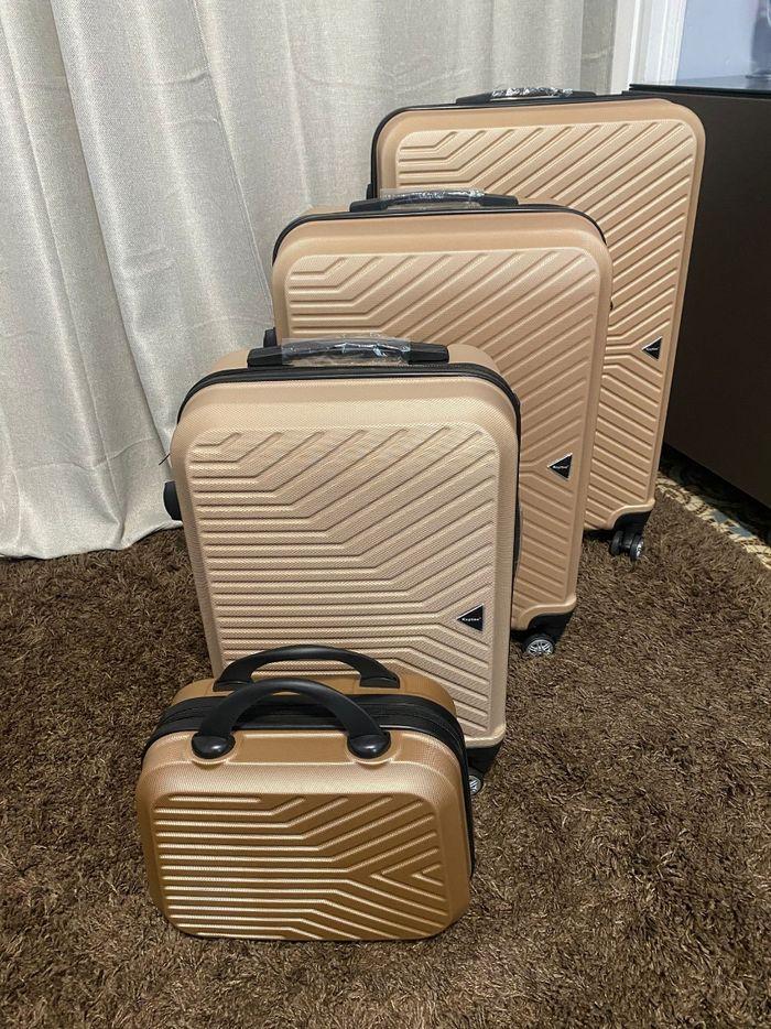 Lot de 4 valise avec roulettes 360°et code et cadena 🔥(XL L M S ) - photo numéro 2