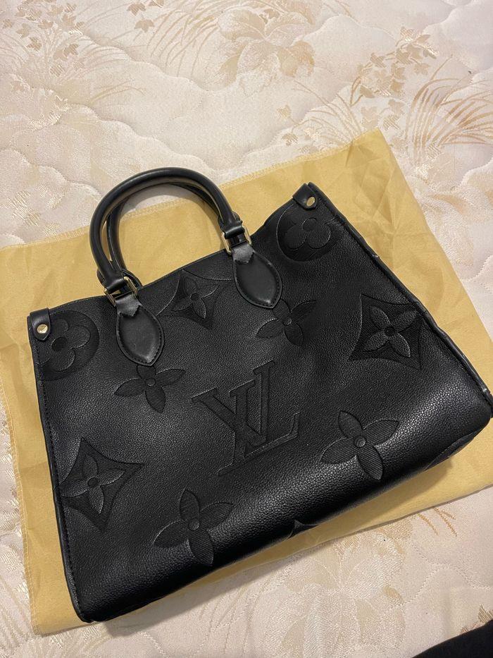 Sac Louis Vuitton - - photo numéro 2