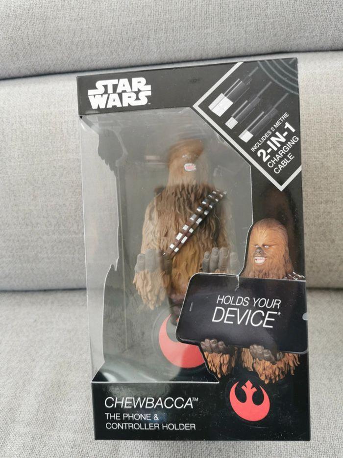 Support de manette de jeux vidéo ou téléphone Star Wars Chewbacca - photo numéro 1