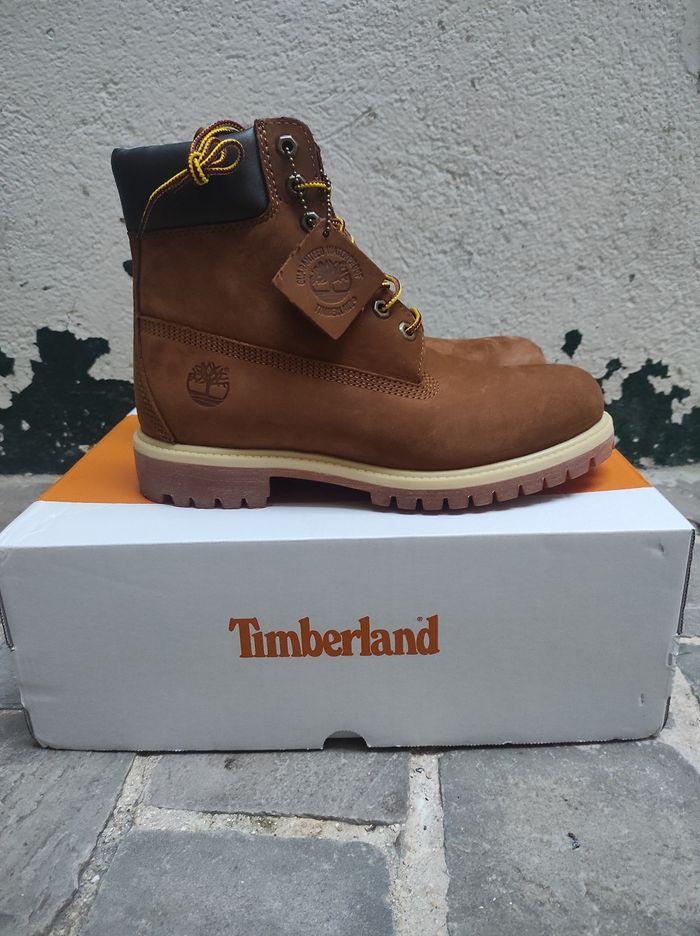 Timberland bottes premium taille 41 jjamais porté - photo numéro 1