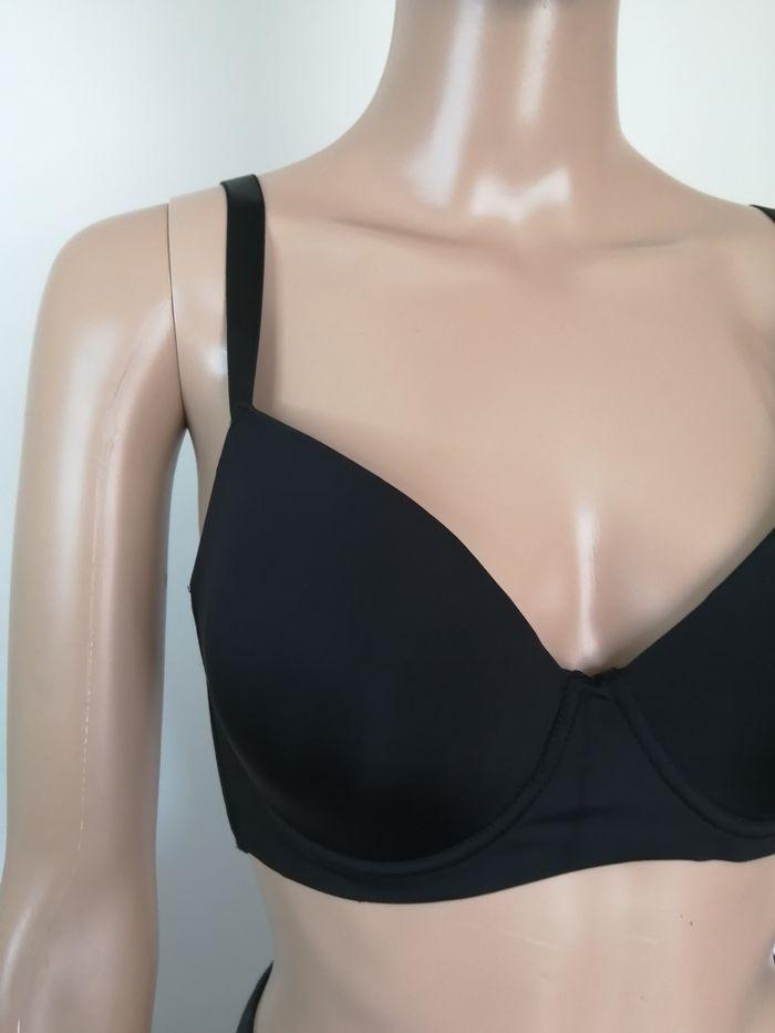 Soutien-gorge neuf 85D - photo numéro 2