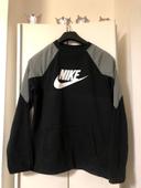 Pull nike enfant / ado .